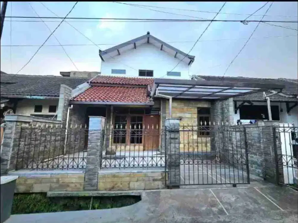 Dijual Rumah Terawat Di Kompleks Taman Cibaduyut Indah Bandung