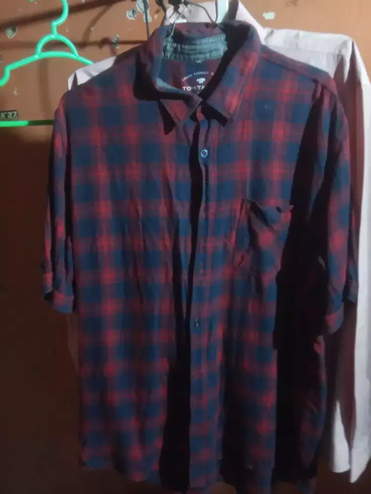 Dijual kemeja original size L