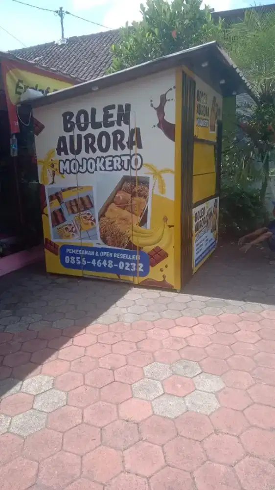 Rombong container