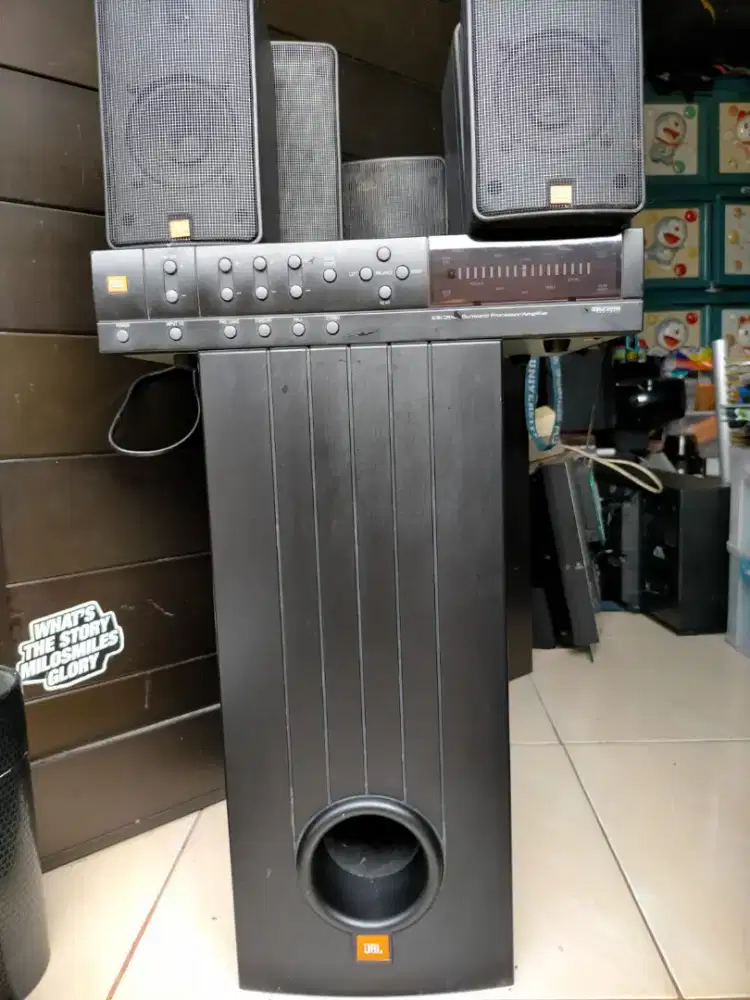 JBL ESC 200, surroud procesor amplifier