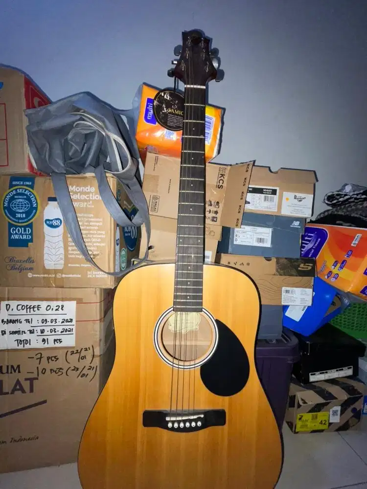 Greg Bennett Design D-310/N by Samick