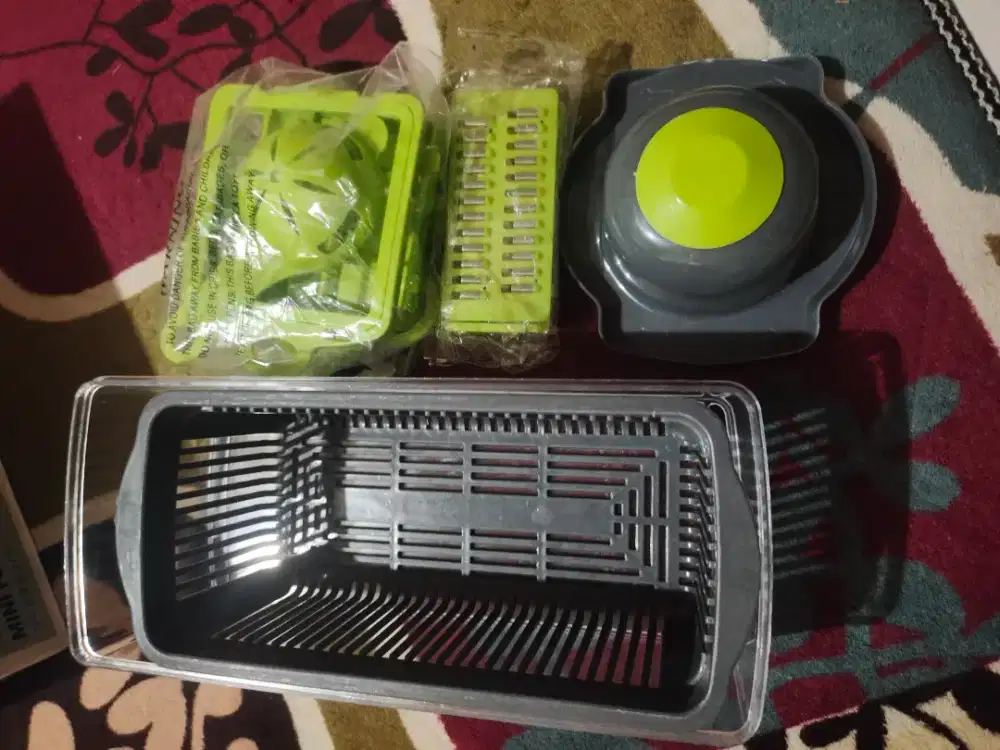 Pemotong Sayur Multifungsi