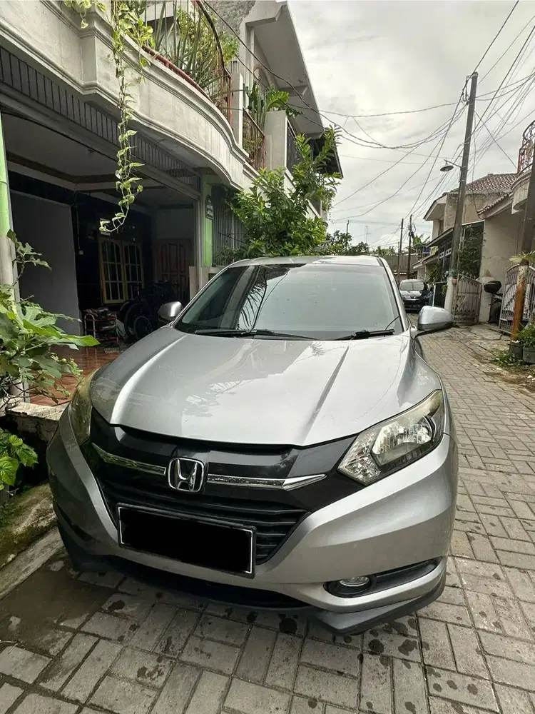 DIJUAL HONDA HRV 2017 PLAT A