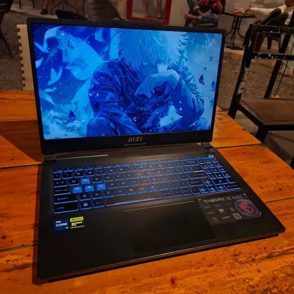 Laptop Msi Cyborg A12U Core i5-12450H RTX2050 4gb