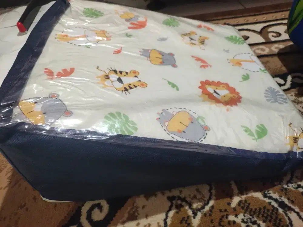 Vablo Baby Wedges Pillow [Free tas]