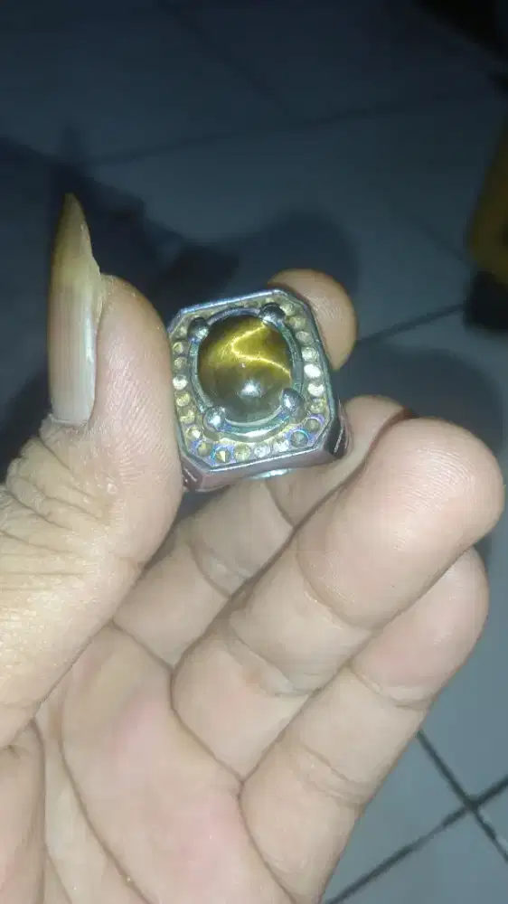 Batu tiger Eye sdh kluar ster nya

jual cpt