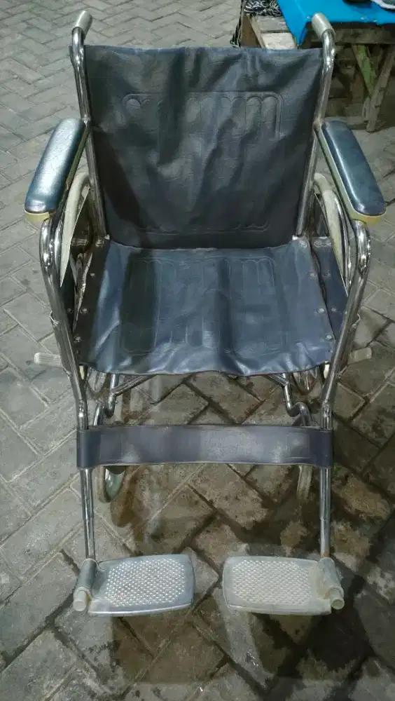 Kursi roda second normal