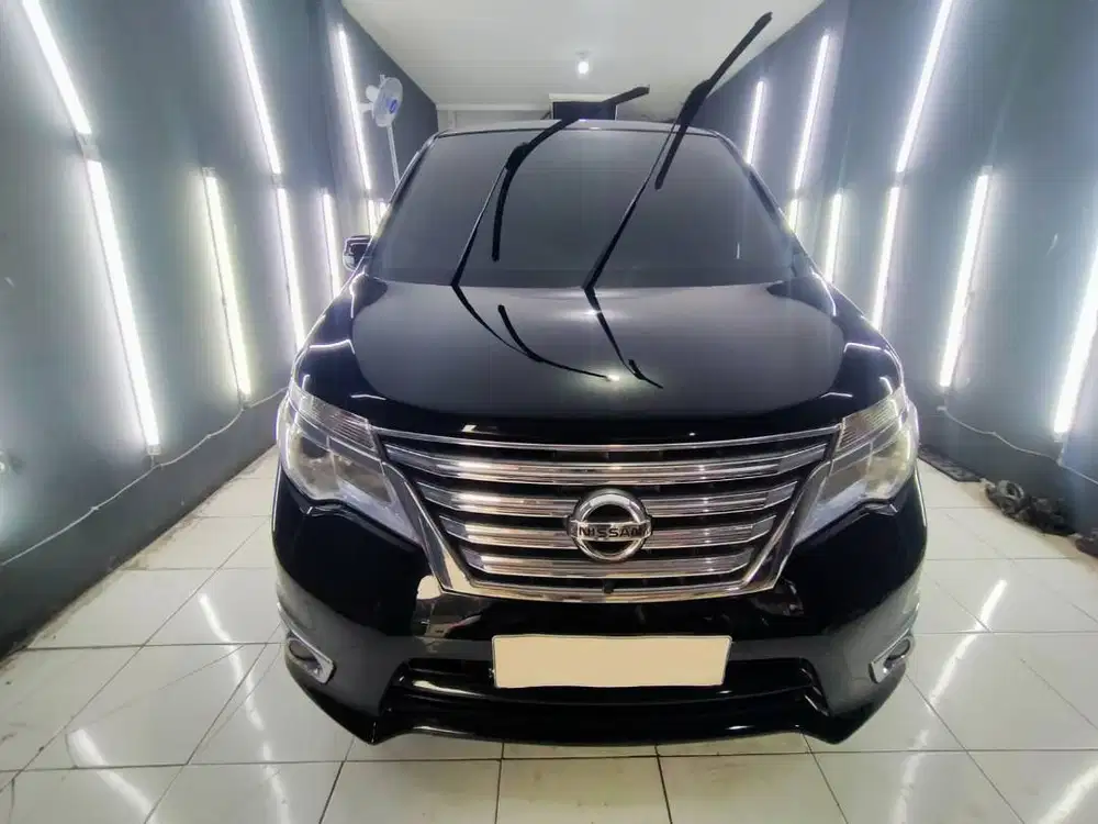 Nissan Serena 2.0 Highway Star 4x2
