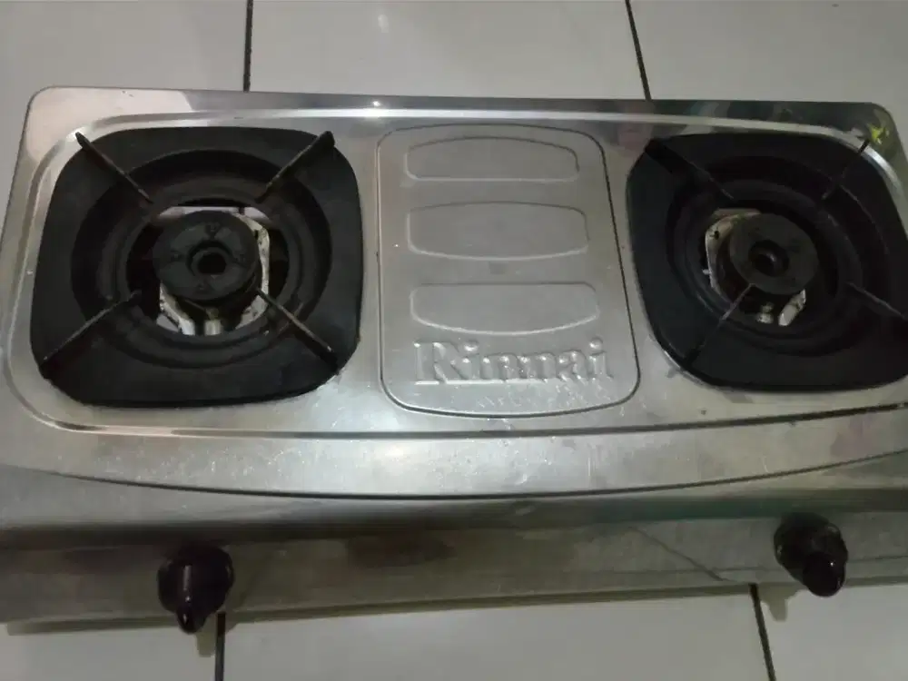 jual kompor rinnai 2 tungku..tidak ada selang dan legulator