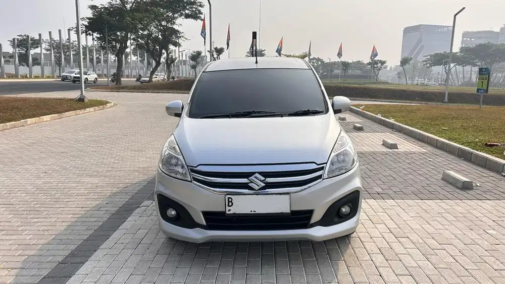 ERTIGA GL AT (Matic) 2016