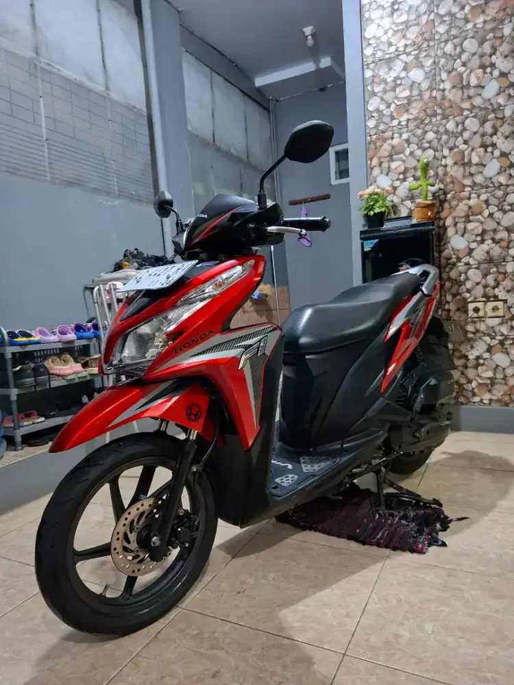Di Jual Honda Vario 125 FI (KZR)