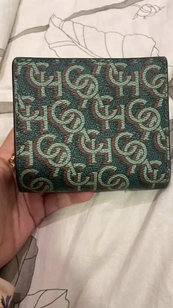 Pre-Loved Like New
COACH
Snap Wallet