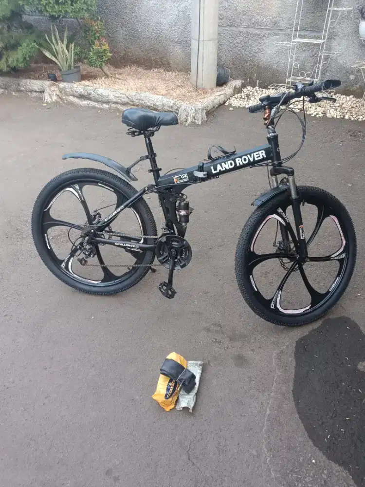 Sepeda MTB lipat Merk Land Rover