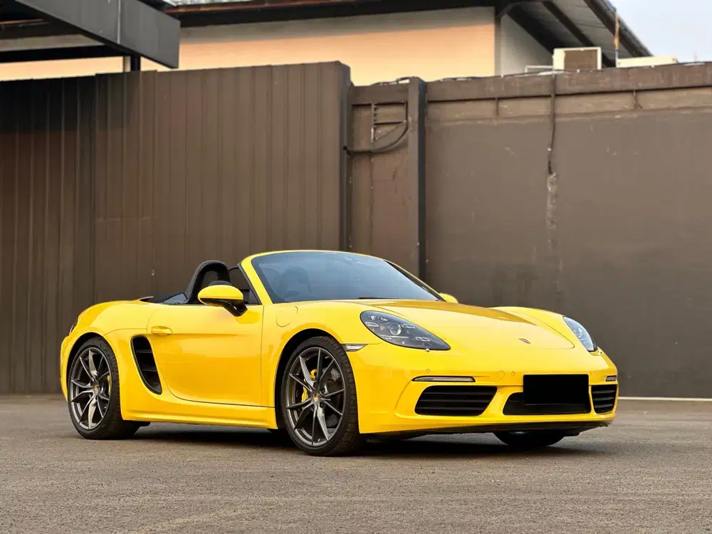 Porsche 718 Boxster S 2017 Convertible LOW KM antik