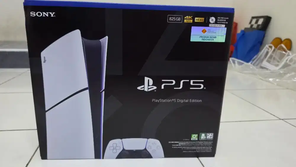 PS5 Slim Digital Edition 825gb
