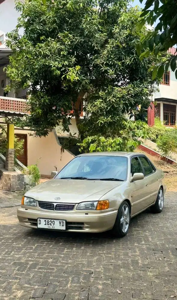 Toyota Corolla 2000 Bensin