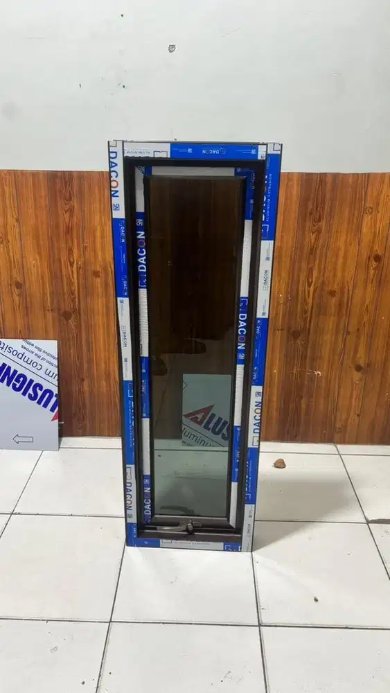 Jendela cesmen swing aluminium