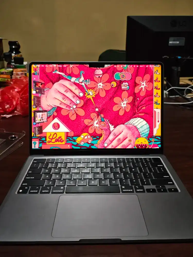 Macbook air m2 8/256 Garansi on Nego