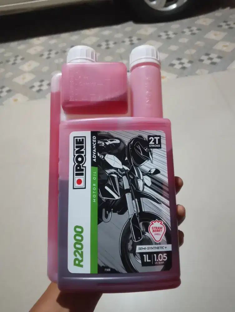 Dijual Oli samping 2Tak Merk Ipone R2000 Original