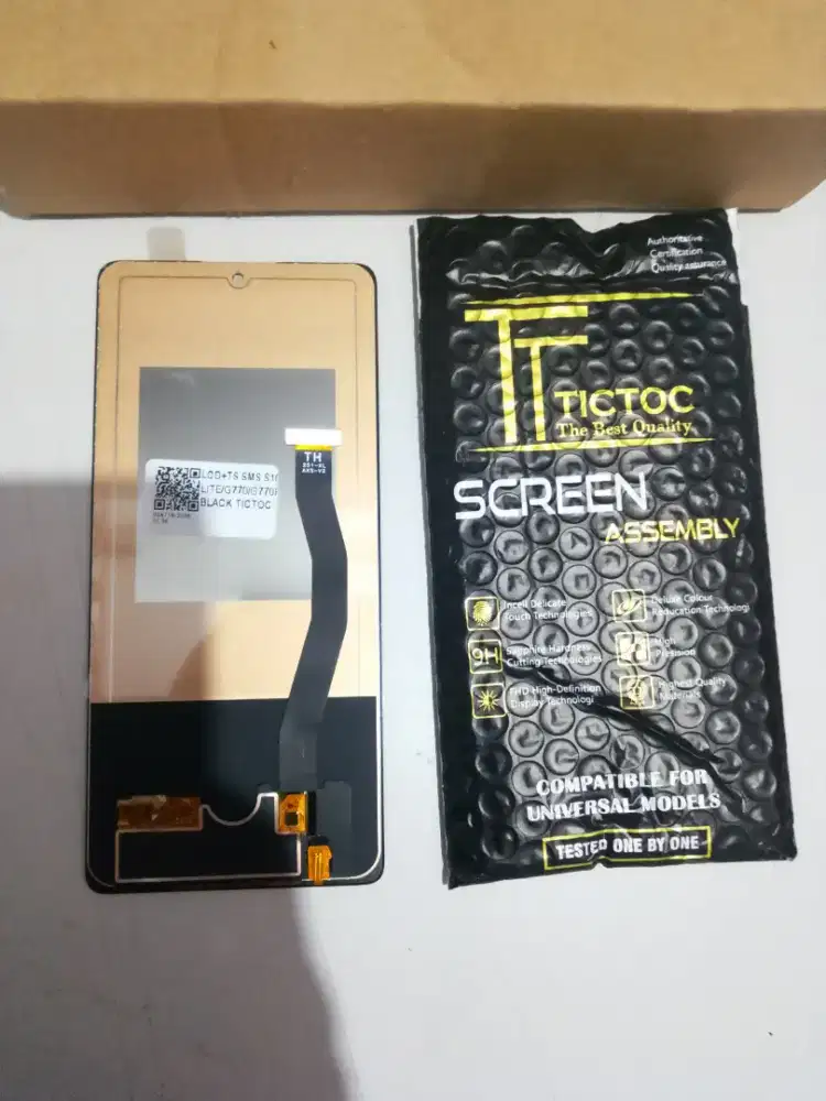 BARU!! LCD SAMSUNG S10LITE