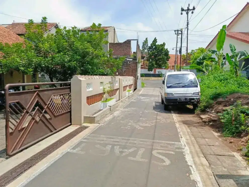 Dijual rumah cepat BU jatingaleh cocok untuk kos dan rumah mewah