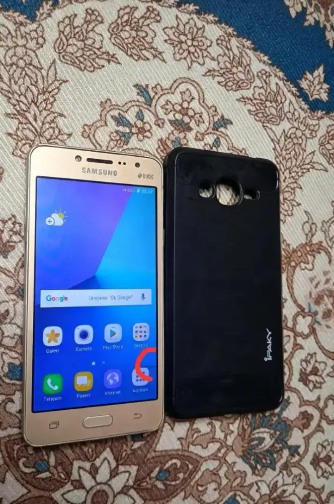 Di jual cepat bu samsung J2 prime