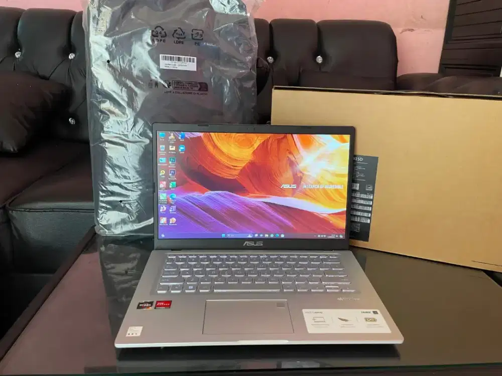 JUAL BELI LAPTOP BEKAS TABLET IPAD MACBOOK ATAU RUSAK KITA