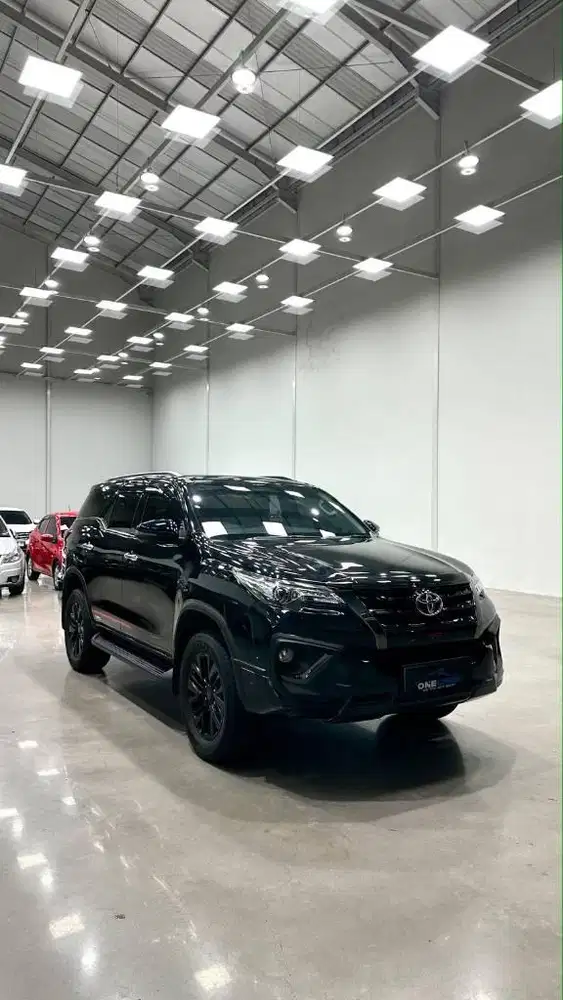 TDP 30jt! Toyota Fortuner VRZ 2.4 TRD AT 2020, Plat S, Tgn 1, KM 53rb