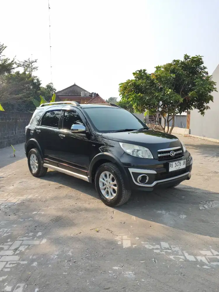 Daihatsu Terios TX Adventure Manual 2014 Tangan Pertama Avanza