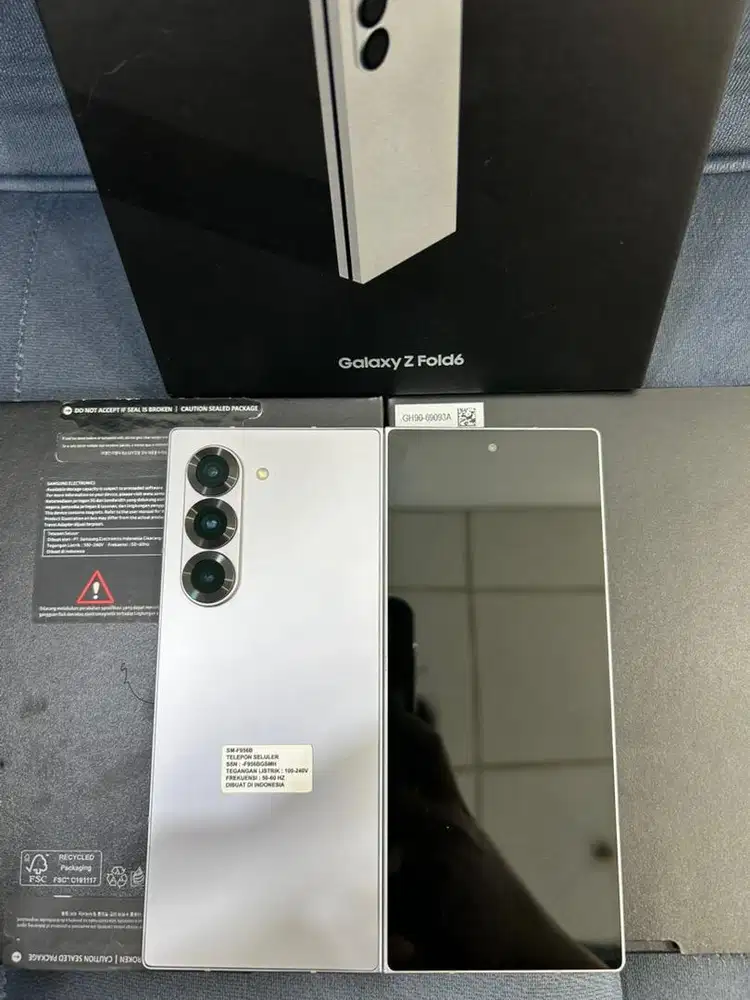 Samsung Z Fold 6 5G , Silver , 12/1TB Sein