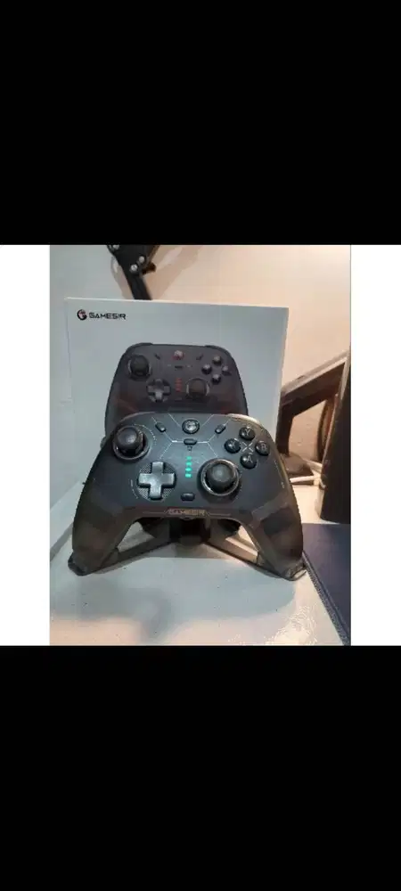 Gamesir Cyclone 2 Pro + Docking