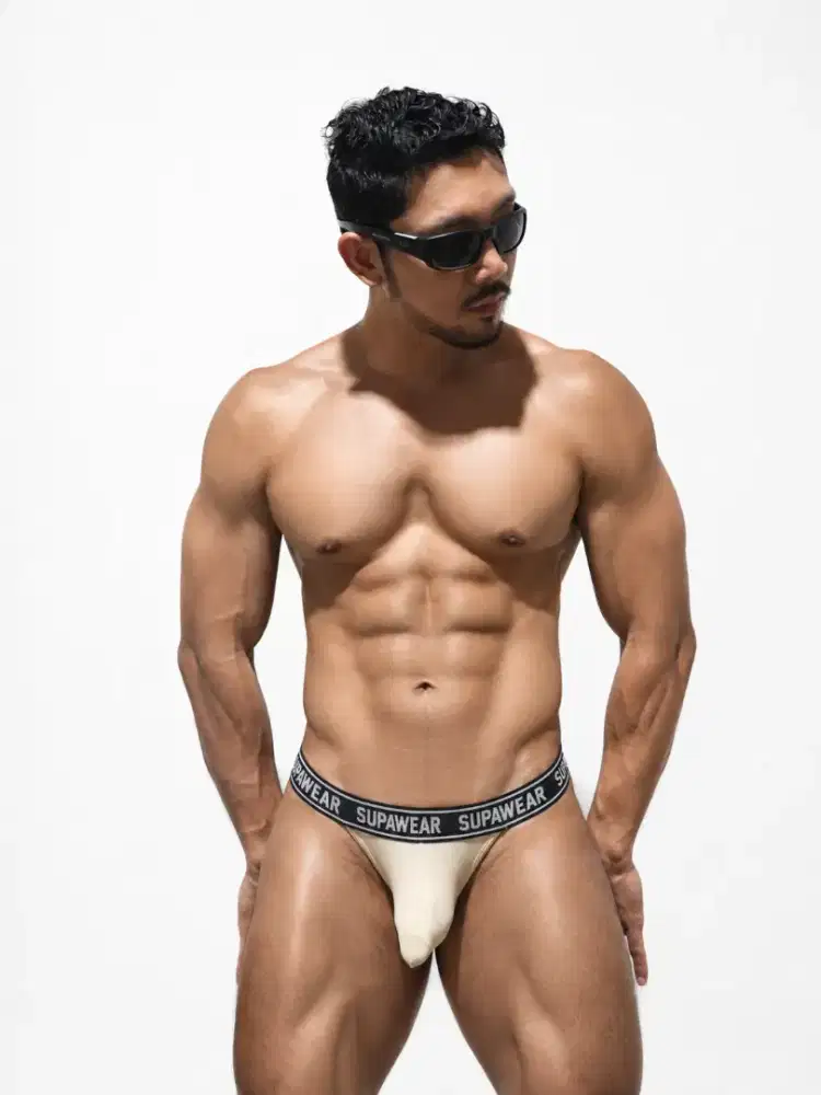 Celana dalam / renang pria SUPAWEAR WOW Thong Tan | Men's Underwear