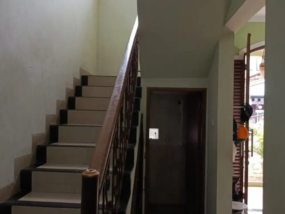 Cuma 17 Jt/M Rumah 2 Lantai Dalam Komplek Billymoon Jakarta Timur #1427