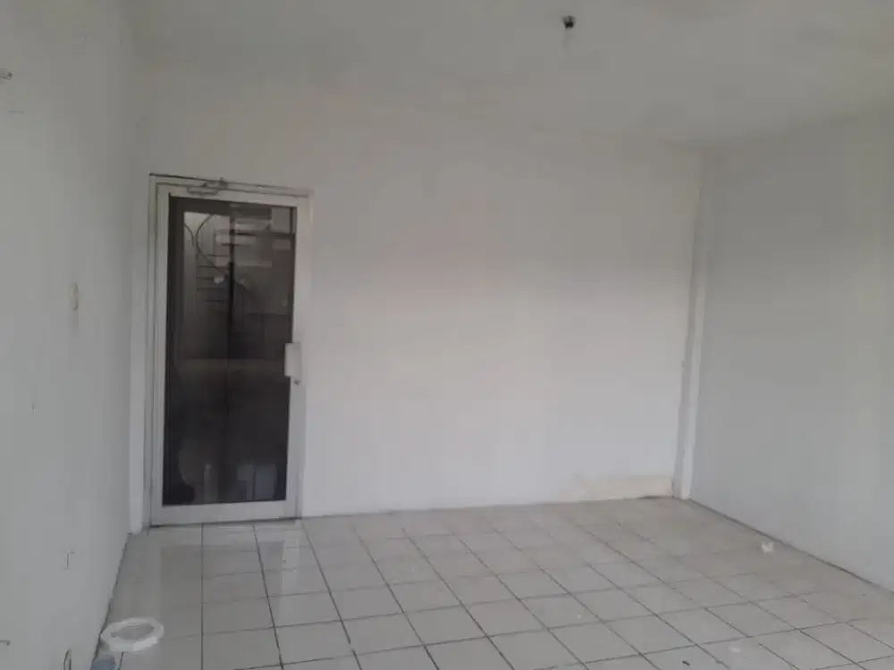 Disewakan Ruko Gandeng Kalimalang 3 Lantai #623