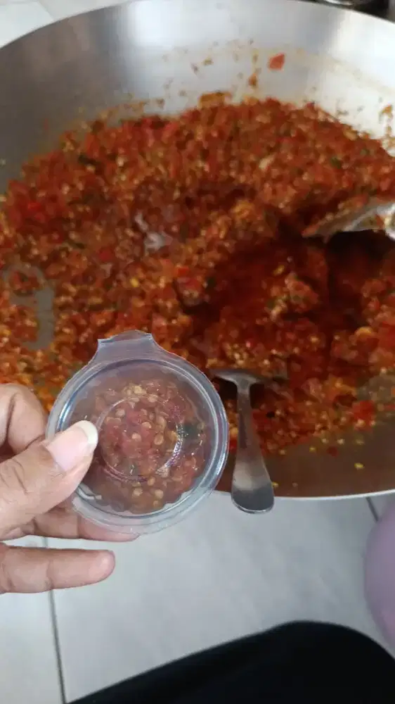 Dibutuhkan segera pegawai ayam geprek