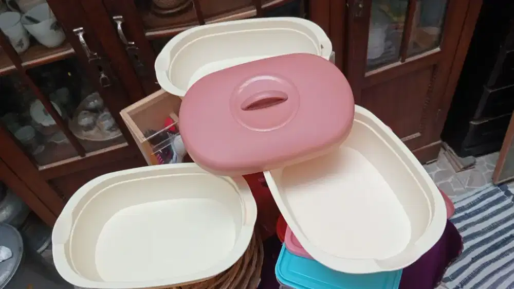 Tempat masakan bahan plastik