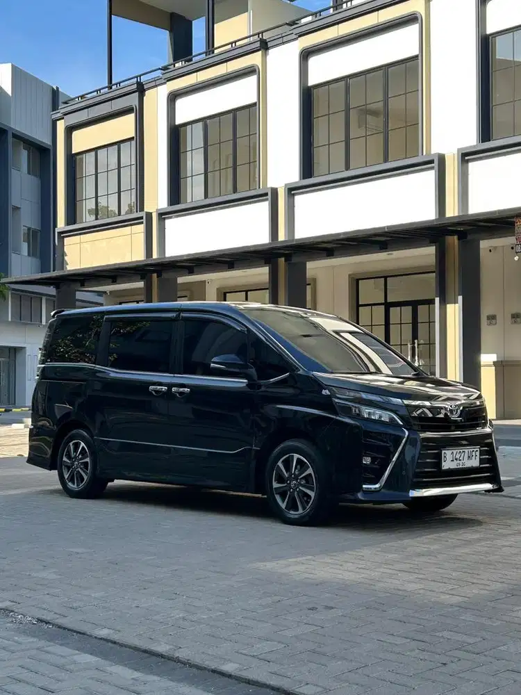 Toyota Voxy 2018 - Ganjil - Automatic - Voxy 2018
