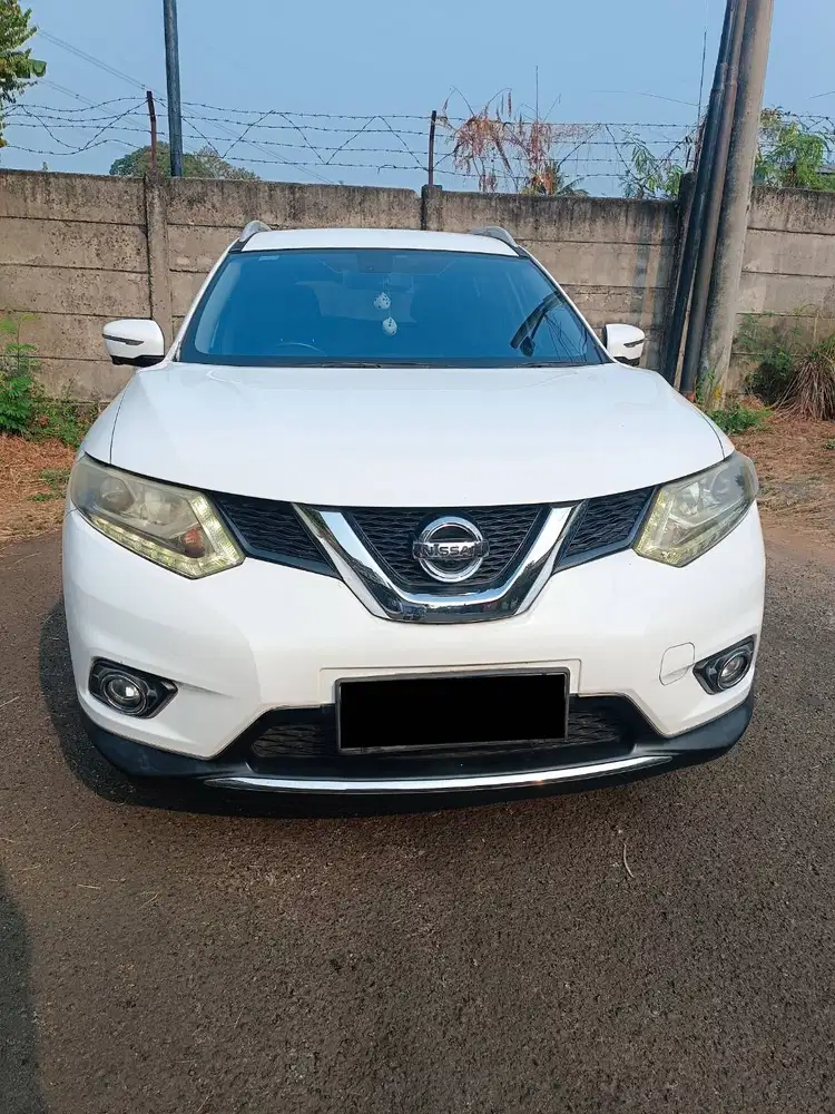 Nissan Xtrail 2016, White Pearl