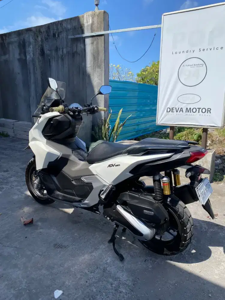 Adv 160 putih th 2024  Deva motor