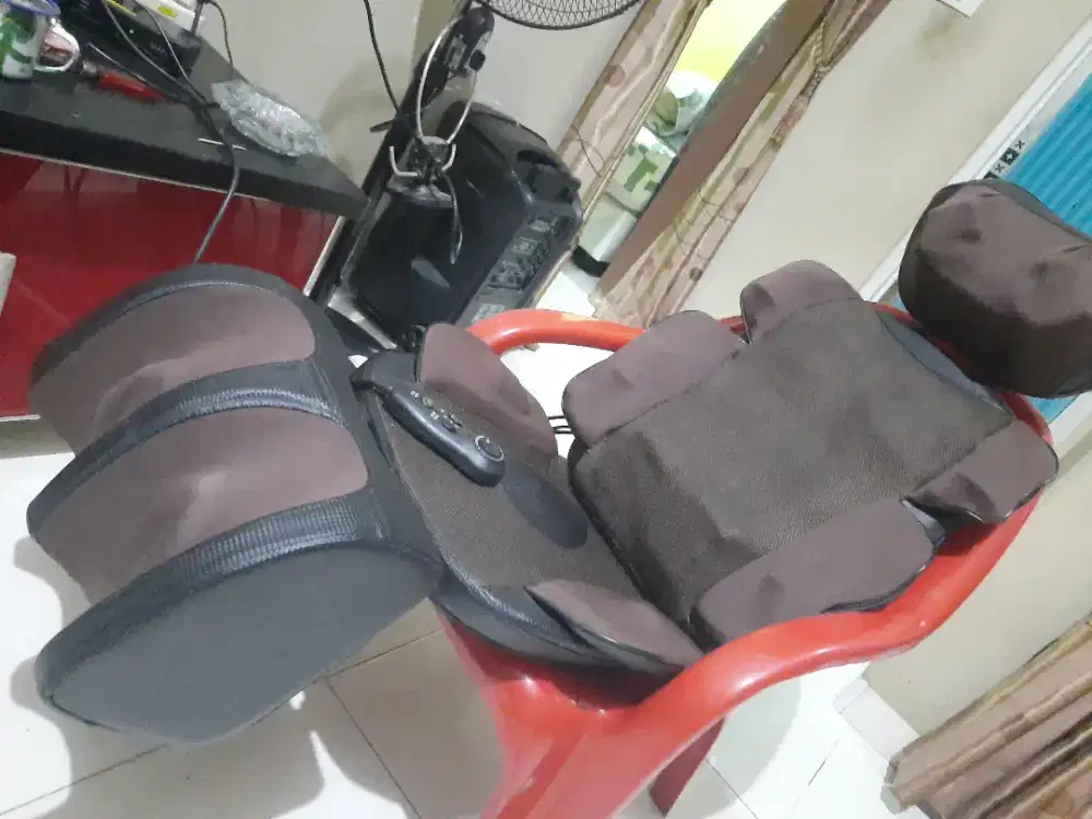 Alat pijat portable/kursi pijat