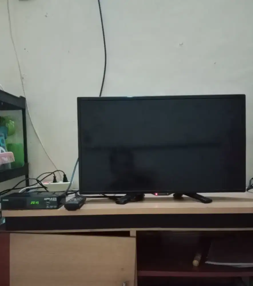 Jual aje TV sharp 24 inchi normal