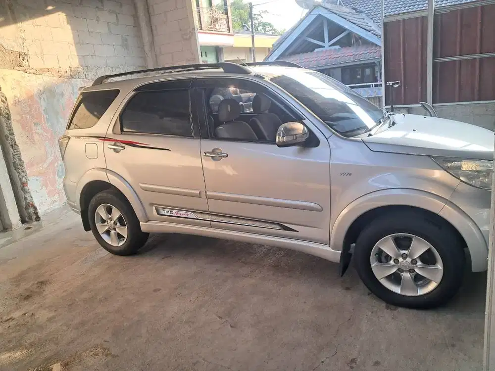 Toyota Rus s 2013