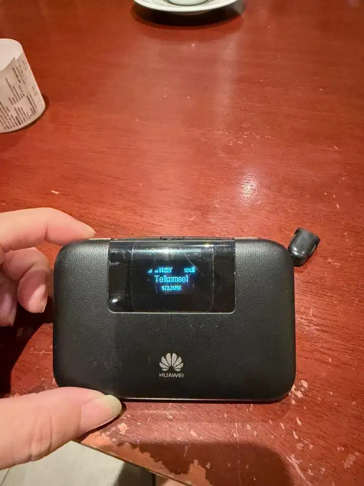 Bekas Modem Router 4G Huawei Unlock 5200mah RJ45 Ethernet
