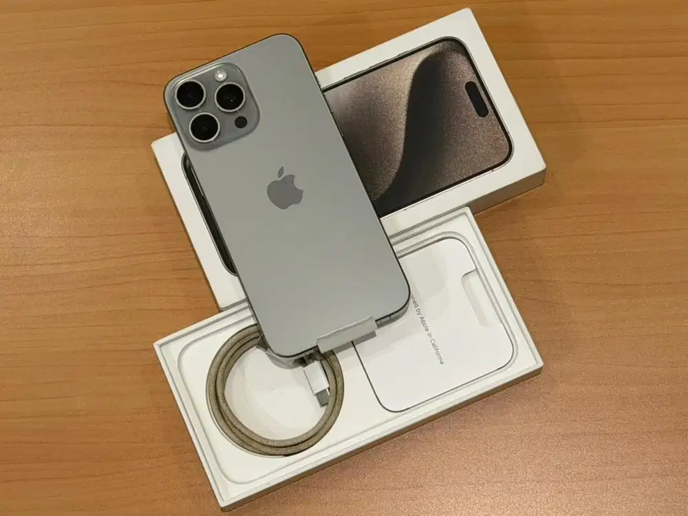 iPhone 15 Pro Max 256GB iBox Super Mulus Tanpa Minus