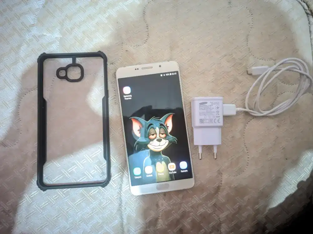 Samsung a9 pro 2016  barang simpenan