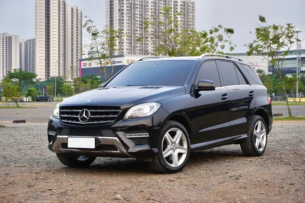 Mercedes-Benz ML400 AMG W166 2015 Hitam Terawat Best Deal