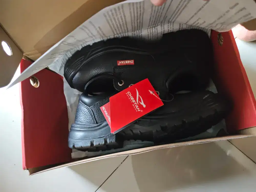 Sepatu Safety Cheetah baru original