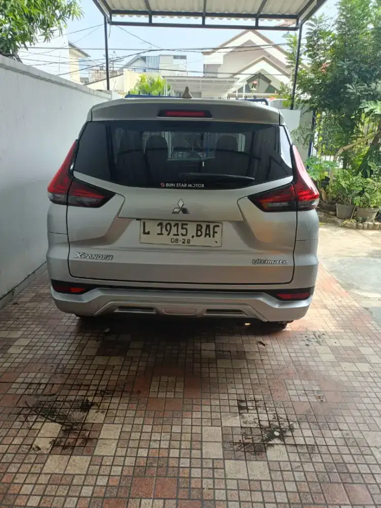 Jual mobil  istimewa