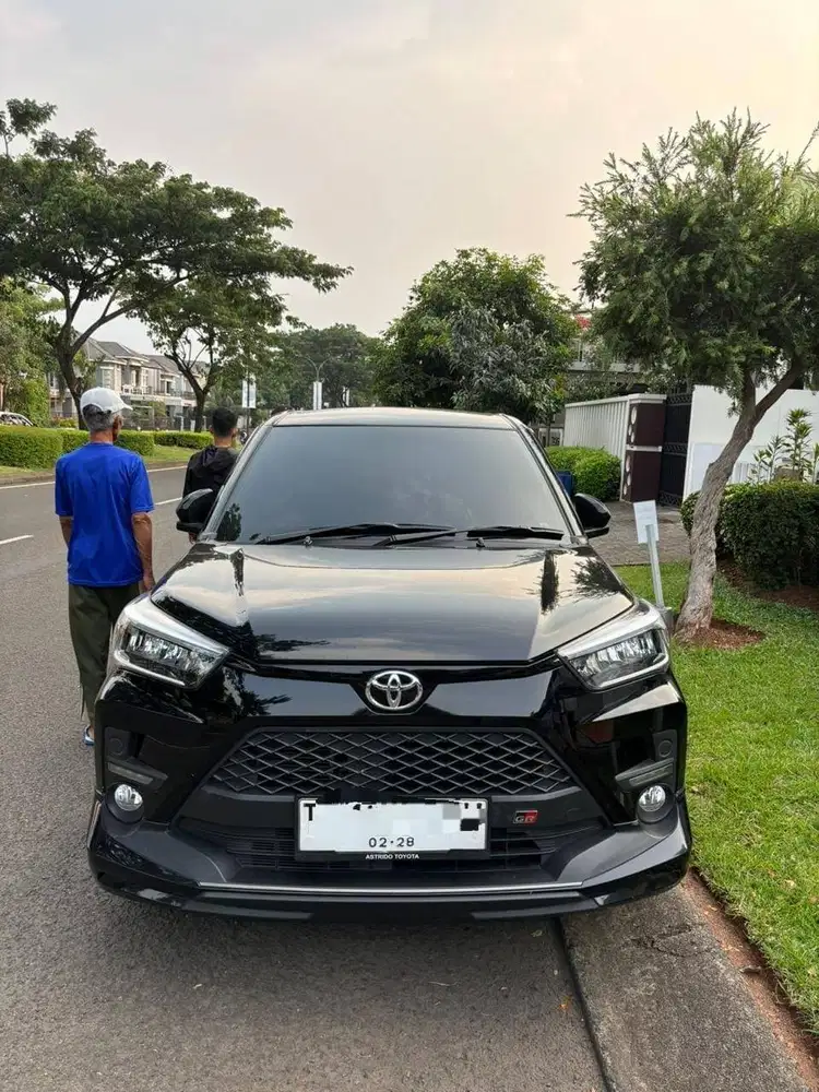 Dijual Toyota Raize GR Sport 1.0 Turbo A/T 2023, non-TSS, hitam