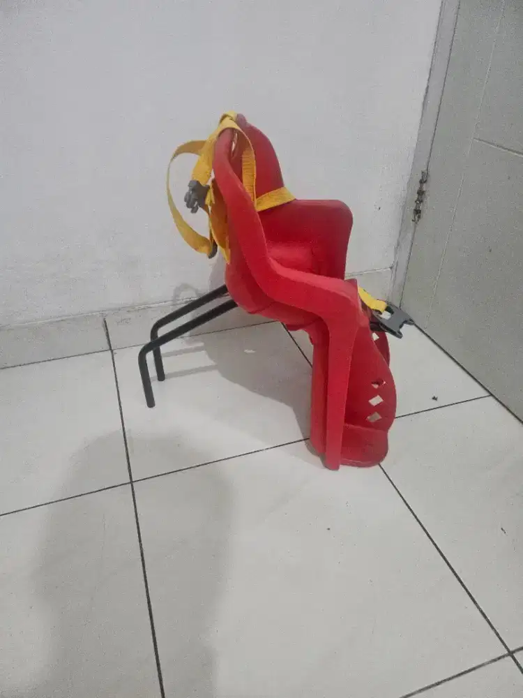Kursi boncengan anak untuk sepeda depan United BG-6 Child Carrier